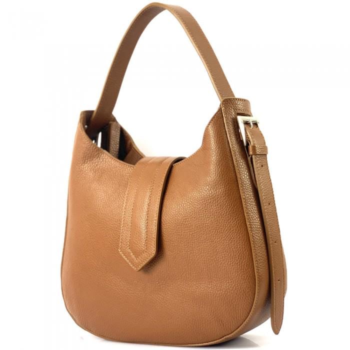 Timeless and Classic Shoulder Bag in Camel. Premium, Full-grain pebbled Leather, Handmade in Italy 2025, Free Shipping