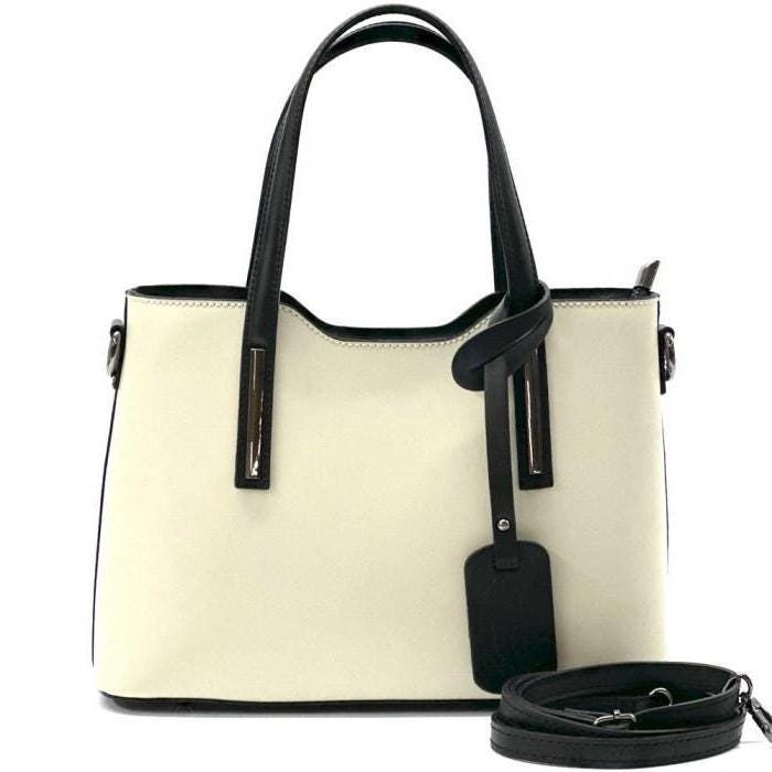 Handmade Saffiano Leather Tote Bag: Structured Italian Design